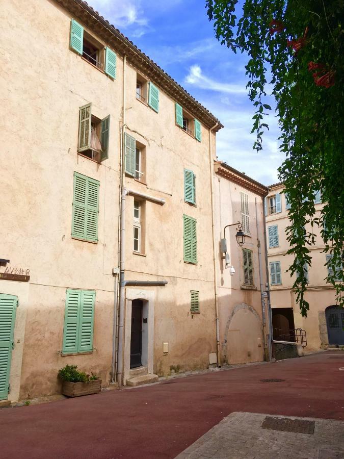 Appart Suquet Avec Terasse Vue Mer Cannes Exterior photo